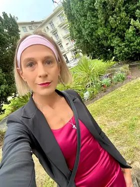 Rencontre trans Neuvy : Nadia - photo principale