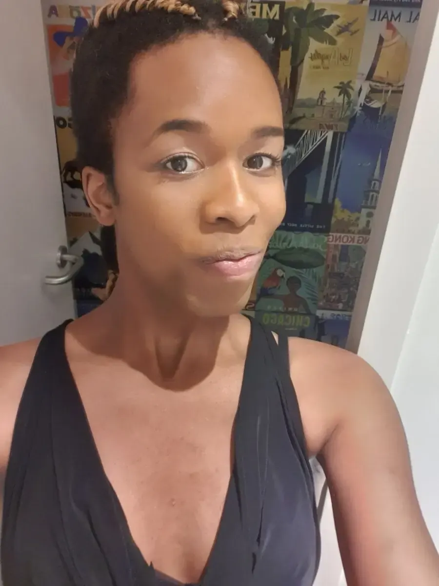Naomi, femme trans à Lencloître - photo de profil